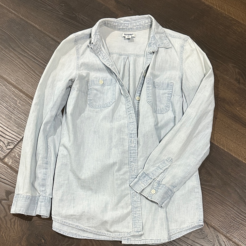 Old Navy Light Blue Button-Up Shirt